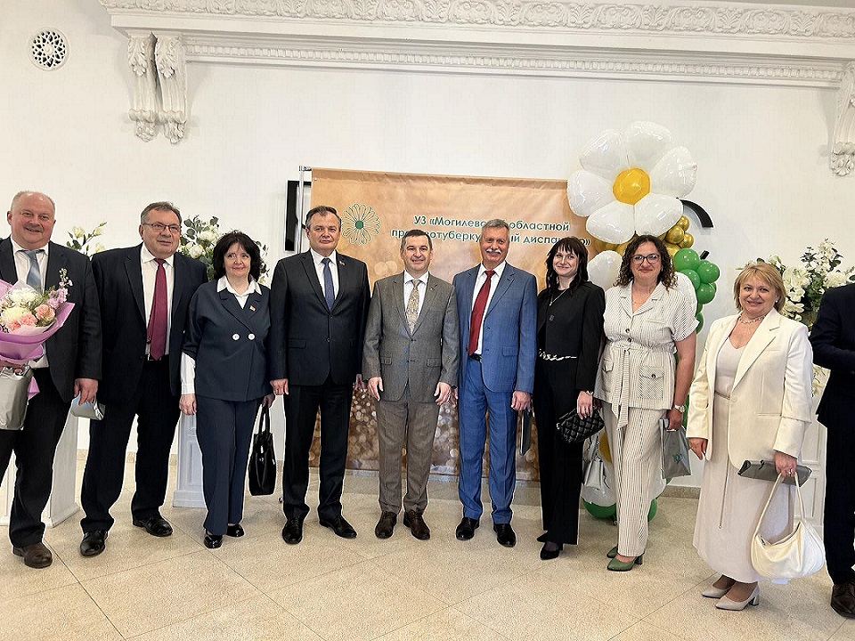 Открытие памятного знака